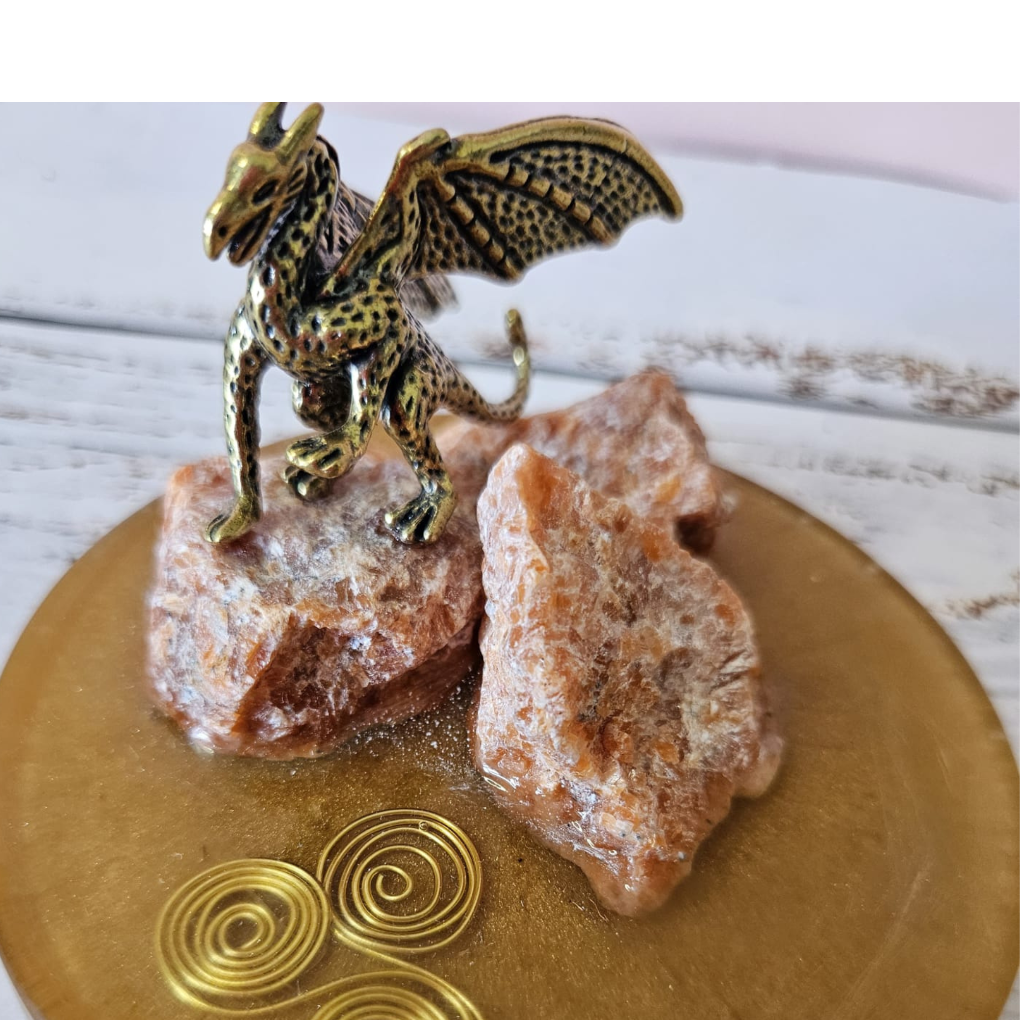 Dragon Sunstone Mini Orgonite Charging Plate