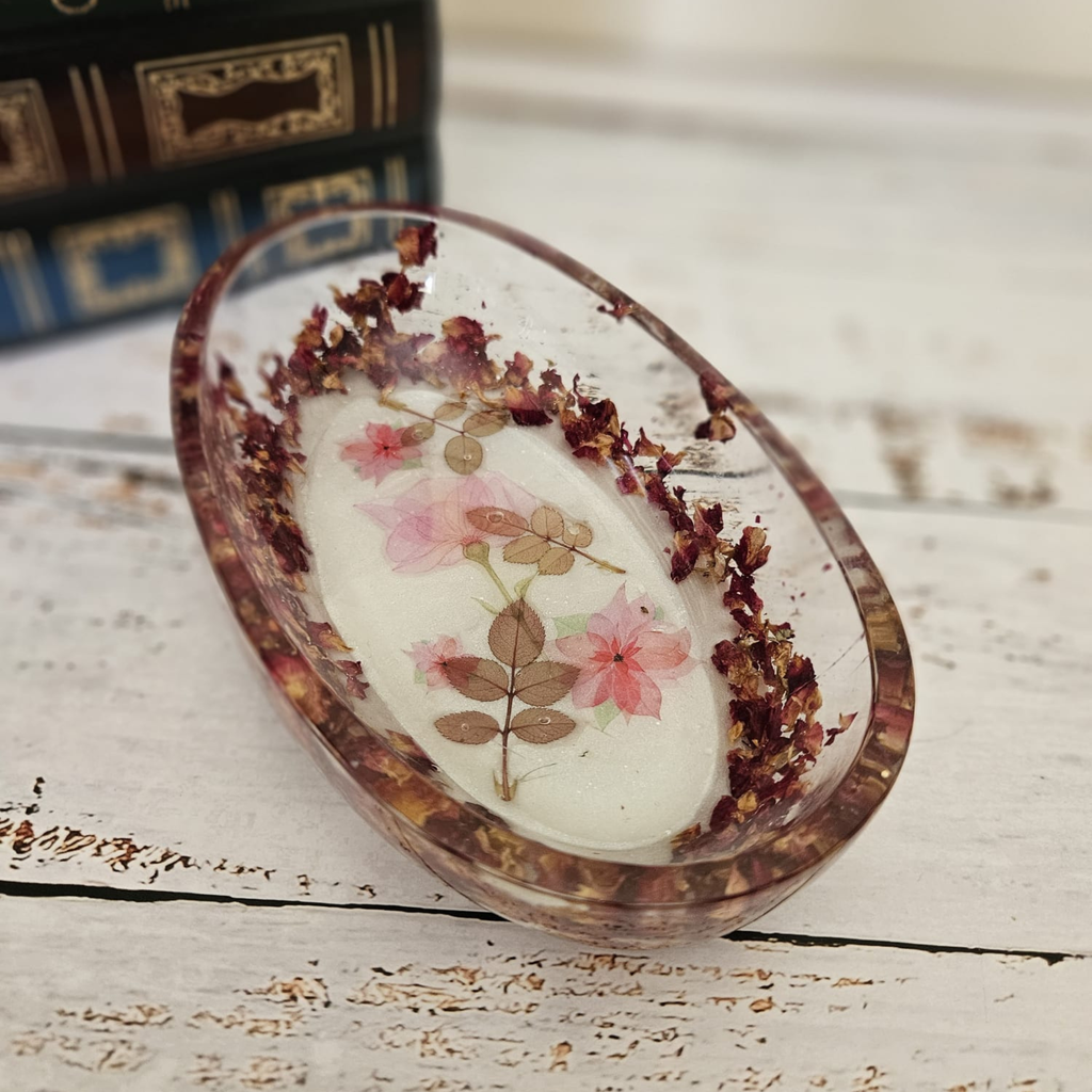 18cm handmade resin trinket bowl with pink botanical design and preserved flowers