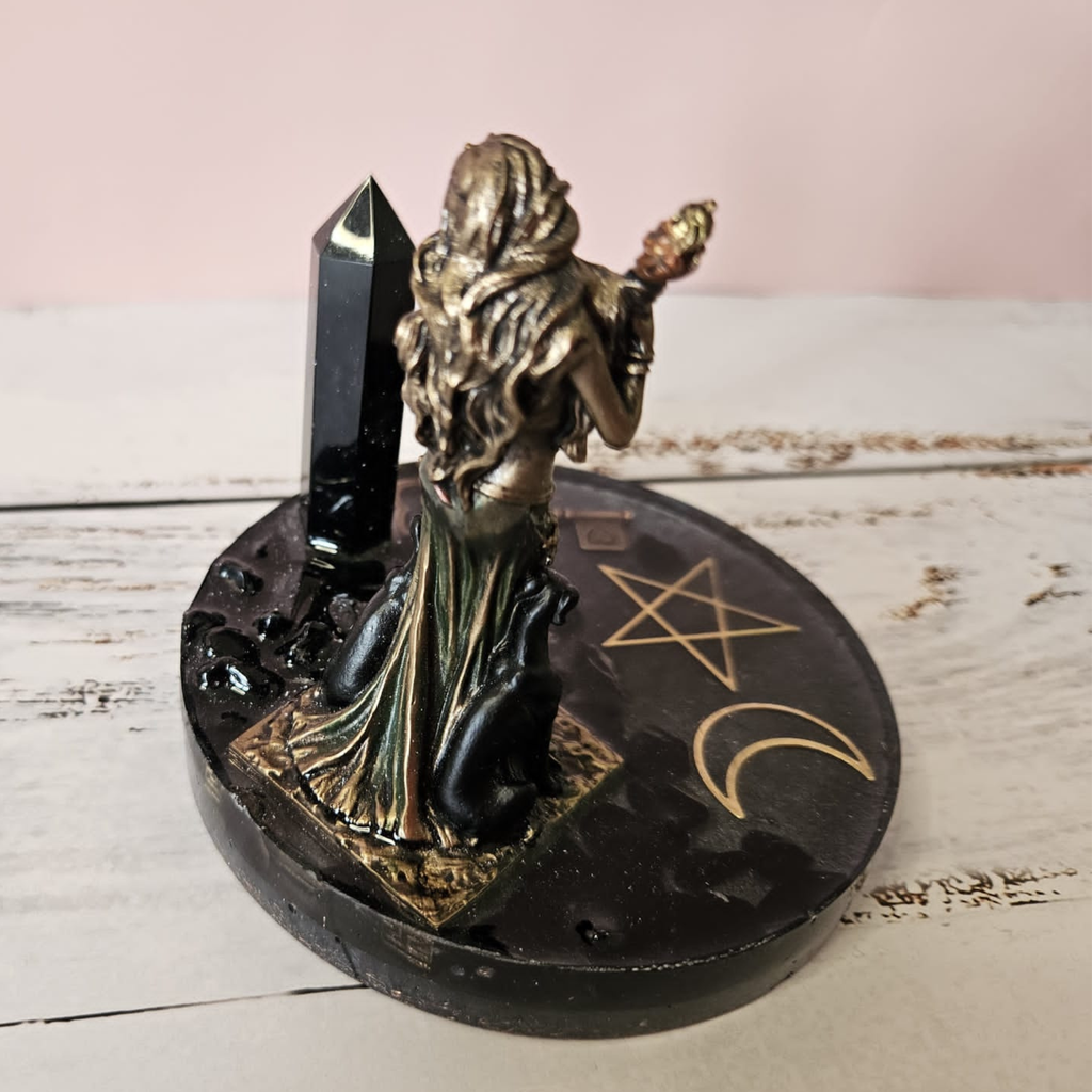 Hekate Mini Orgonite Charging Plate