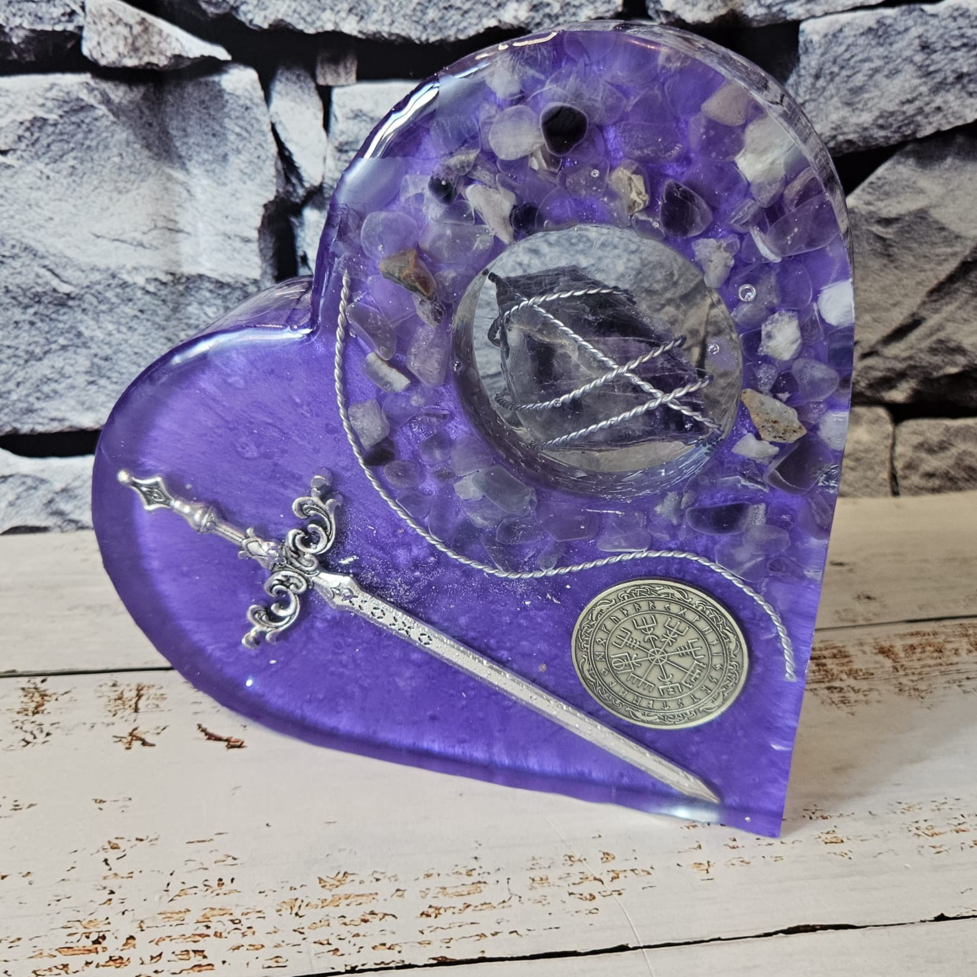 Purple Guardian Heart – Amethyst Orgonite Charging Plate
