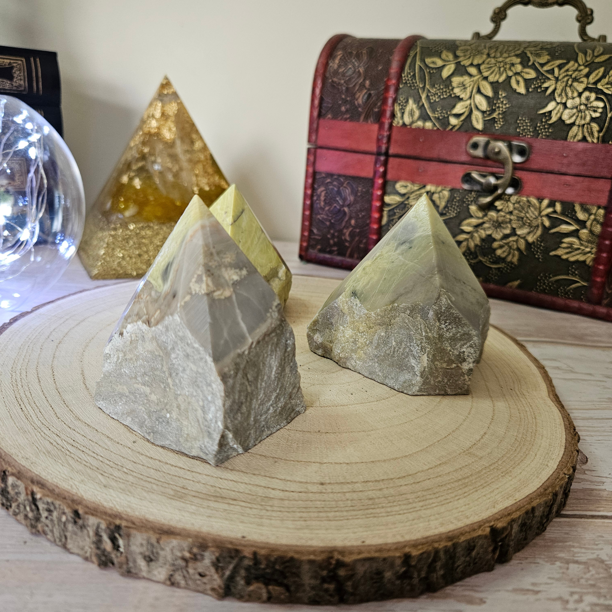 Serpentine Polished Point